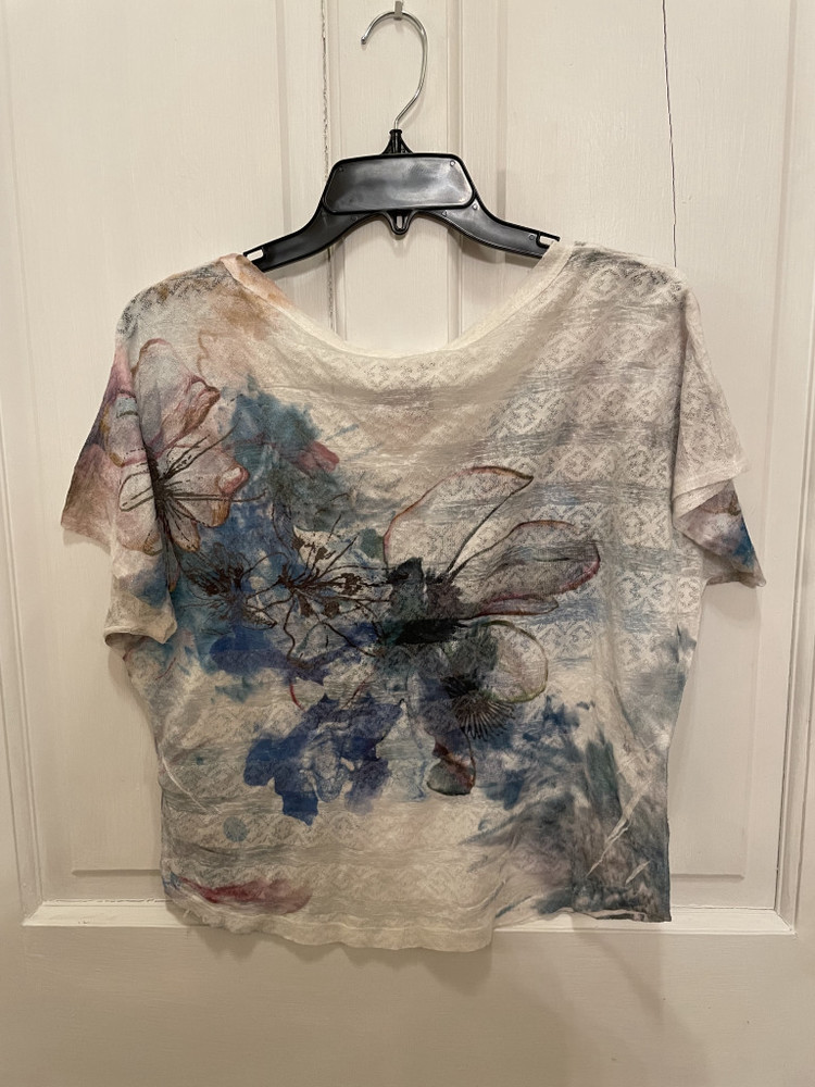 Romeo & Juliet Couture Size M Women’s Shirt - Picture 2 of 2